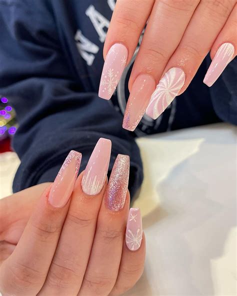 Prom Nails that Sparkle and Shine with Magic at Oakbrook Promenade